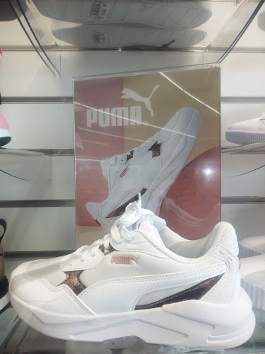 Comentarii opinii despre CHAUSSEXPO