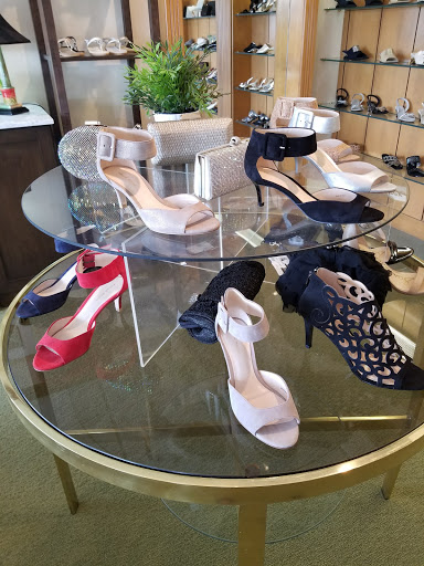 Shoe Store «Village Bootery Shoe Stores», reviews and photos, 245 US-1, Tequesta, FL 33469, USA