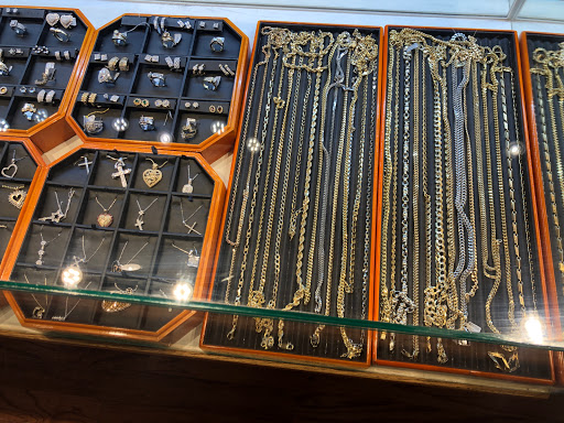 Pawn Shop «A & T Pawn & Jewelry Inc», reviews and photos, 5401 Long Beach Blvd, Long Beach, CA 90805, USA