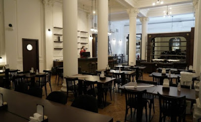 Café literario y bar cultural Sede de Gobierno UNR