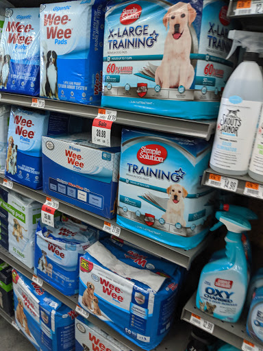 Pet Supply Store «Pet Supplies Plus», reviews and photos, 5418 N Blackstone Ave, Fresno, CA 93710, USA