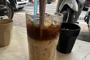 Hiền Coffee image