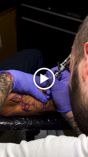 Tattoo Shop «Fallen Sparrow Tattoo Co», reviews and photos, 5049 W Irlo Bronson Memorial Hwy, Kissimmee, FL 34746, USA