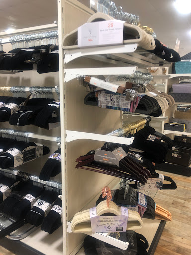 Department Store «HomeGoods», reviews and photos, 5850 University Dr NW a, Huntsville, AL 35806, USA