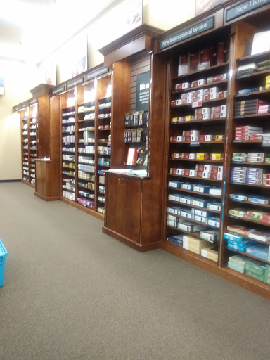 Christian Book Store «Mardel Christian & Education», reviews and photos, 1533 E Battlefield Rd, Springfield, MO 65804, USA