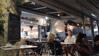 Atmosphère du Le Canaille Brasserie Restaurant Coquillages Et Crustacés à Cassis - n°1