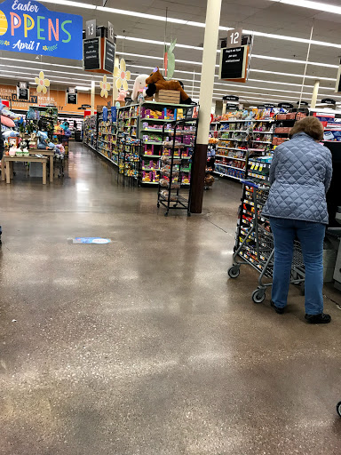 Grocery Store «Kroger», reviews and photos, 821 Indianapolis Rd, Greencastle, IN 46135, USA