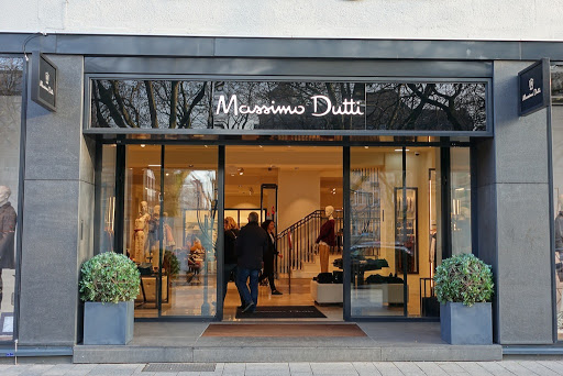 Massimo Dutti Store
