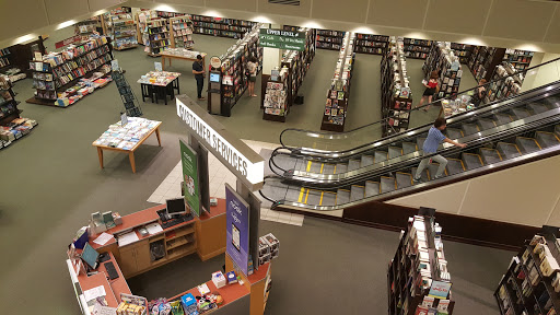 Book Store «Barnes & Noble», reviews and photos, 100 Greyrock Pl, Stamford, CT 06901, USA