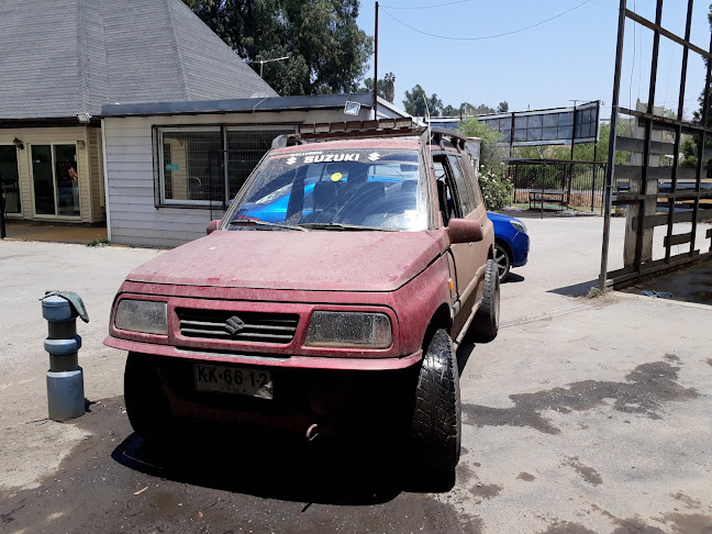 Centro de lavado de autos chicureo - Colina