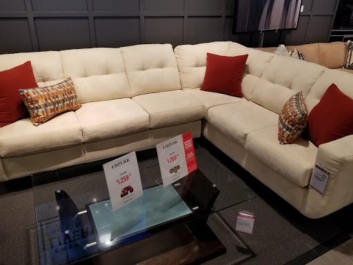 Furniture Store «Value City Furniture», reviews and photos, 2536 N Elston Ave, Chicago, IL 60647, USA