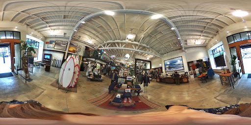 Clothing Store «Patagonia Santa Monica», reviews and photos, 1344 4th St, Santa Monica, CA 90405, USA