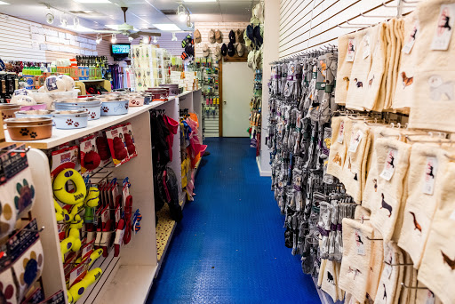 Pet Store «Paw Prints-Stone Harbor LLC», reviews and photos, 281 96th St, Stone Harbor, NJ 08247, USA