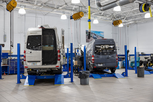 Mercedes Benz Dealer «Mercedes-Benz of Fort Myers», reviews and photos, 15461 S Tamiami Trail, Fort Myers, FL 33908, USA