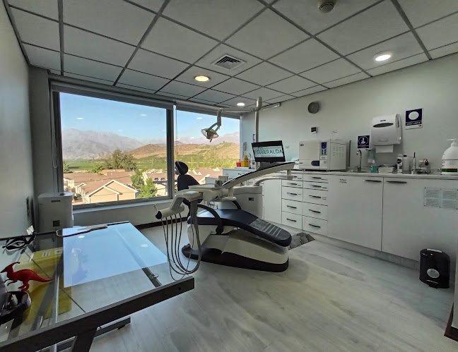 Opiniones de Centro Odontológico Esmeralda en Los Andes - Dentista