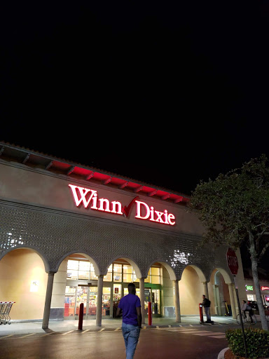 Liquor Store «Winn-Dixie Wine & Spirits», reviews and photos, 678 N Federal Hwy, Fort Lauderdale, FL 33304, USA