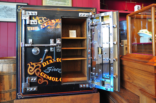 Jeweler «Skalet Family Jewelers», reviews and photos, 935 Front St, Sacramento, CA 95814, USA