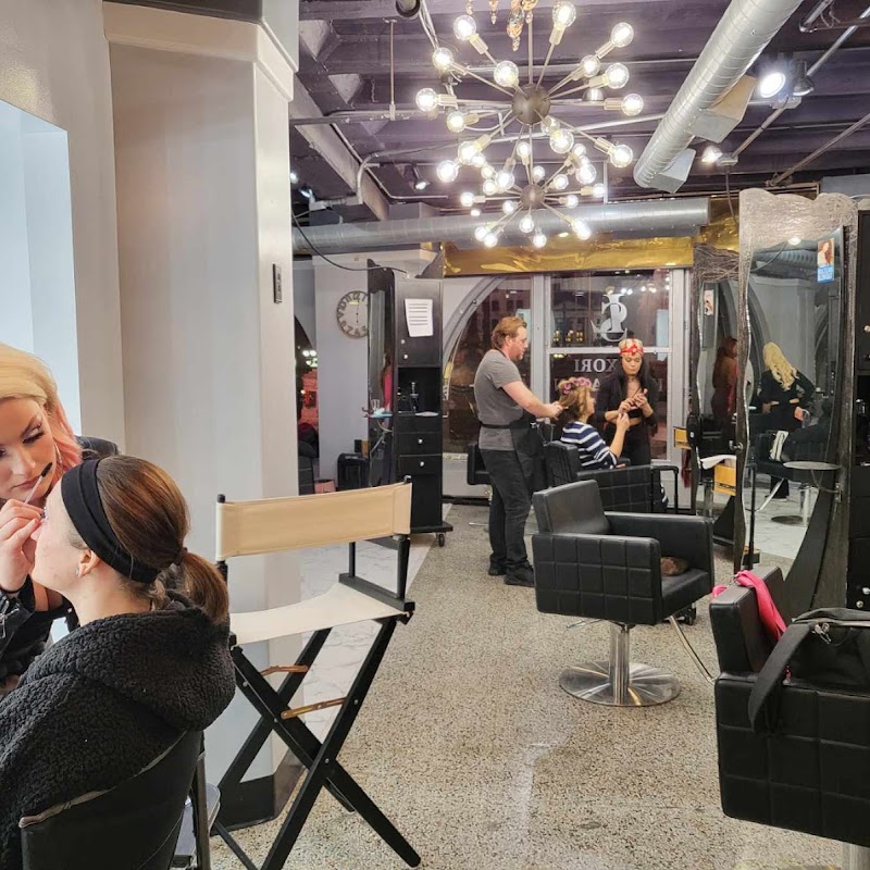 LUXORI - Premier Hair Salon - Indianapolis Downtown on the Circle
