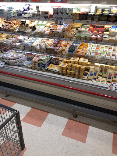 Grocery Store «Market Basket», reviews and photos, 95 Sutton Ave, Oxford, MA 01540, USA