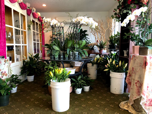 Florist «White House Florist», reviews and photos, 9855 Flower St, Bellflower, CA 90706, USA