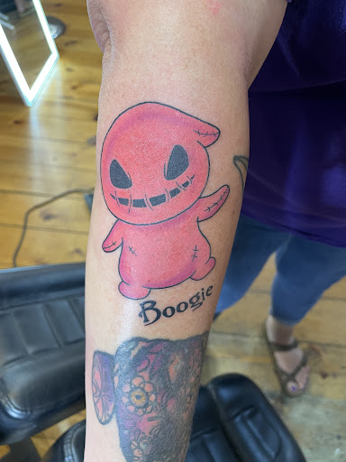 Explore thyroid cancer tattoo ideas, creative tattoo ideas in Lebanon, available at Studio 85 Tattoo