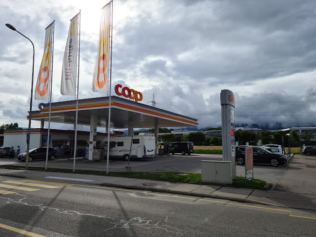 Rezensionen über Coop Pronto avec station-service Nyon in Nyon - Tankstelle
