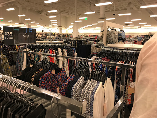 Department Store «Nordstrom Rack Tempe Marketplace», reviews and photos, 1900 E Rio Salado Pkwy, Tempe, AZ 85281, USA