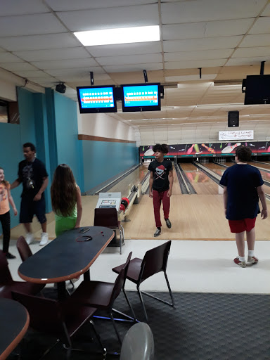 Bowling Alley «Coshocton Bowling Center», reviews and photos, 775 S 2nd St, Coshocton, OH 43812, USA