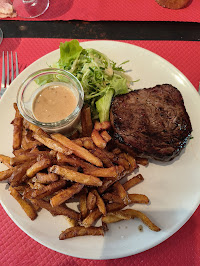 Plats et boissons du Restaurant Le Saint Mandé à Ferrière-Larçon - n°1