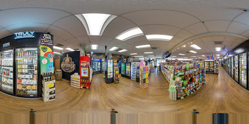 Liquor Store «Hillsboro Liquor Store», reviews and photos, 2055 SE Tualatin Valley Hwy #14, Hillsboro, OR 97123, USA