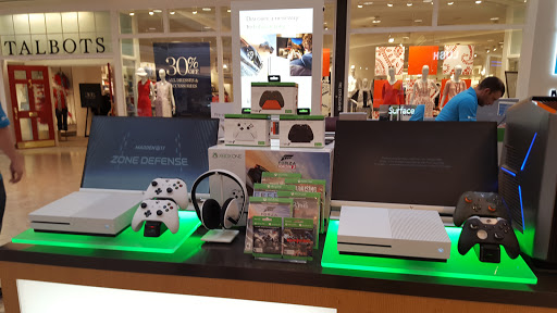 Computer Store «Microsoft Store - Cherry Creek Mall», reviews and photos, 3000 E 1st Ave, Denver, CO 80206, USA