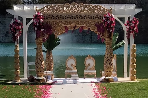 Wedding Venue «Sunset Bluffs», reviews and photos, 1775 Bieker Rd, Washington, MO 63090, USA