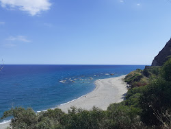 Foto di Africo Nuovo Beach con molto pulita livello di pulizia