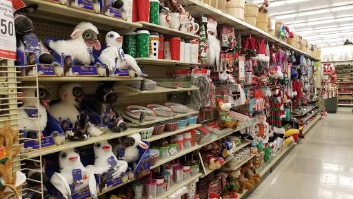 Craft Store «Hobby Lobby», reviews and photos, 3180 N College Ave #3, Fayetteville, AR 72701, USA