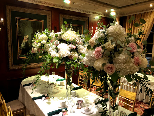 Florist «Ultima Florals», reviews and photos, 81-02 37th Ave, Jackson Heights, NY 11372, USA