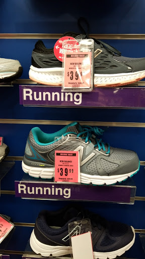 Sporting Goods Store «Big 5 Sporting Goods - Wilshire», reviews and photos, 6601 Wilshire Blvd, Los Angeles, CA 90048, USA