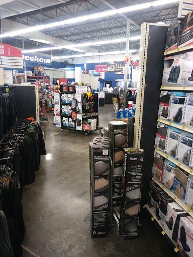 Auto Parts Store «Pep Boys Auto Parts & Service», reviews and photos, 9704 Airline Hwy, Baton Rouge, LA 70816, USA