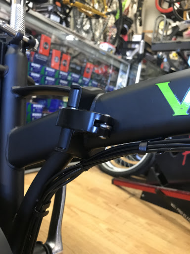 Bicycle Store «Fixie Bikes and Skateboards», reviews and photos, 445 N Garey Ave, Pomona, CA 91767, USA