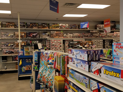 Shopping Mall «Harvard Row Mall», reviews and photos, 21762 W Eleven Mile Rd, Southfield, MI 48076, USA