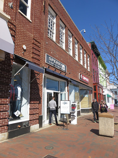 Sperry, 36 Market Space, Annapolis, MD 21401, USA, 