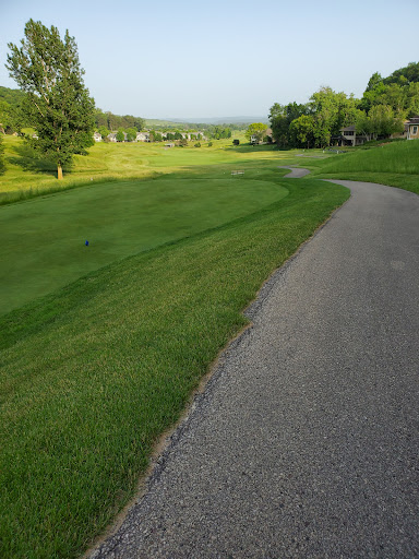 Country Club «La Crosse Country Club», reviews and photos, 300 Marcou Rd, Onalaska, WI 54650, USA