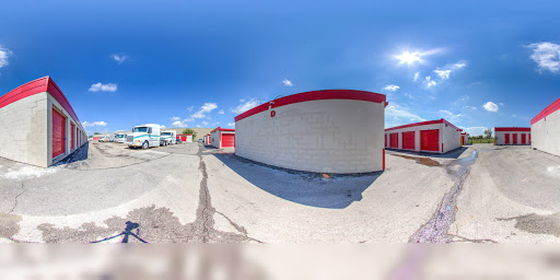 Self-Storage Facility «CubeSmart Self Storage», reviews and photos, 1950 S Mt Prospect Rd, Des Plaines, IL 60018, USA