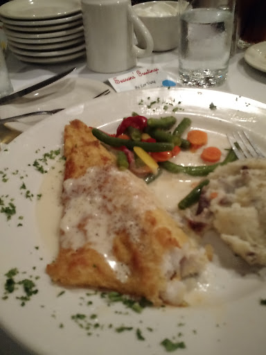 Movie Theater «Marcus Hillside Cinema», reviews and photos, 2950 Hillside Dr, Delafield, WI 53018, USA