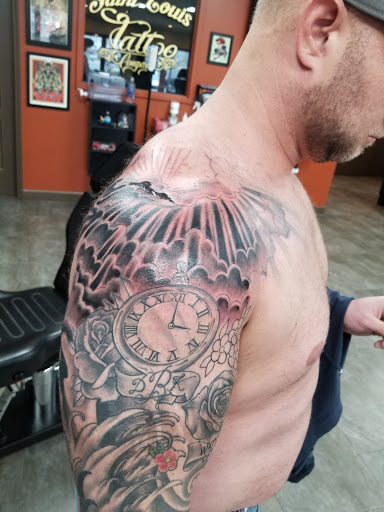 Tattoo and Piercing Shop «St. Louis Tattoo Company», reviews and photos, 119 Long Rd, Chesterfield, MO 63005, USA