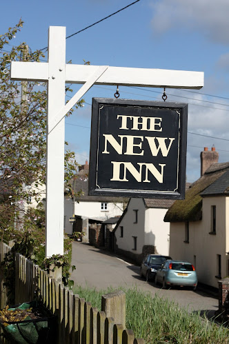 Comments and reviews of The New Inn, Roborough