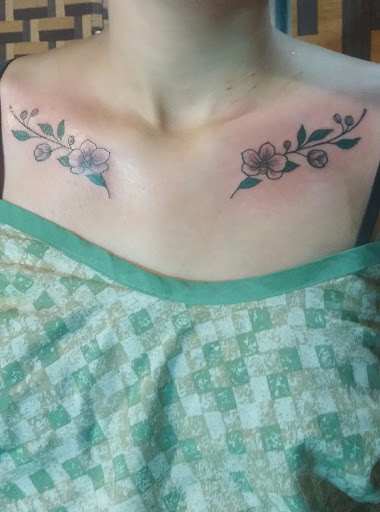 Tattoo Shop «Fallen Sparrow Tattoo Co», reviews and photos, 5049 W Irlo Bronson Memorial Hwy, Kissimmee, FL 34746, USA