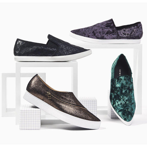 Shoe Store «Simons Shoes», reviews and photos, 282 Harvard St, Brookline, MA 02446, USA