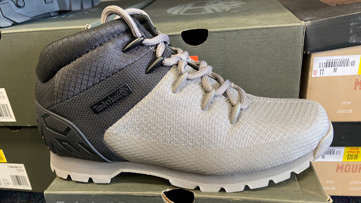 Auto Parts Store «Pep Boys Auto Parts & Service», reviews and photos, 1628 N Salisbury Blvd, Salisbury, MD 21801, USA