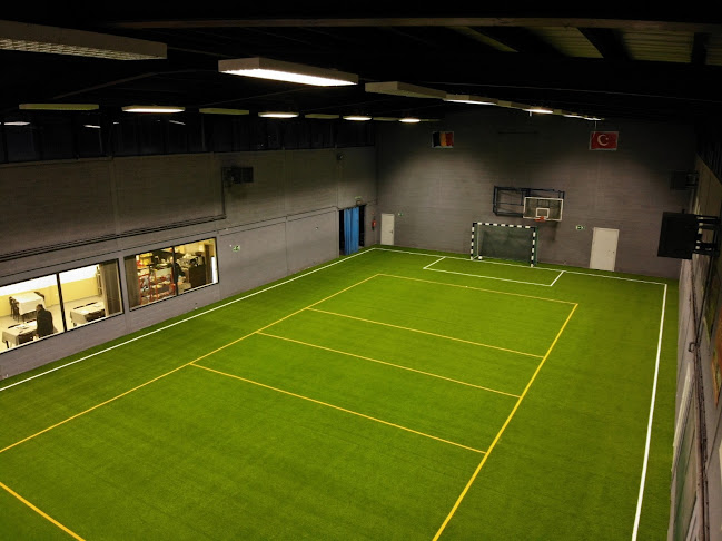 Beoordelingen van Huzur Arena in Antwerpen - Sportcomplex