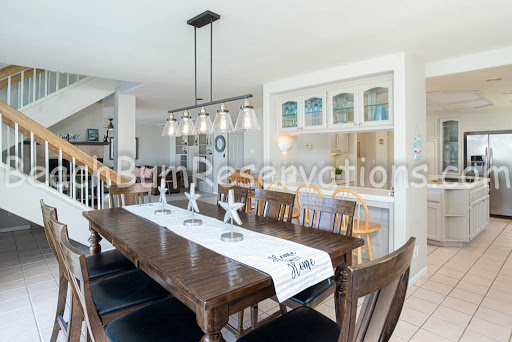 Vacation Home Rental Agency «Beach Bum Holiday Rentals», reviews and photos, 702 Dolliver St, Pismo Beach, CA 93449, USA